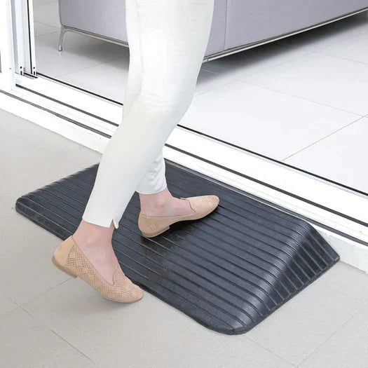 Heeve Solid Rubber Wheelchair Threshold Door Ramp With Winged Edges